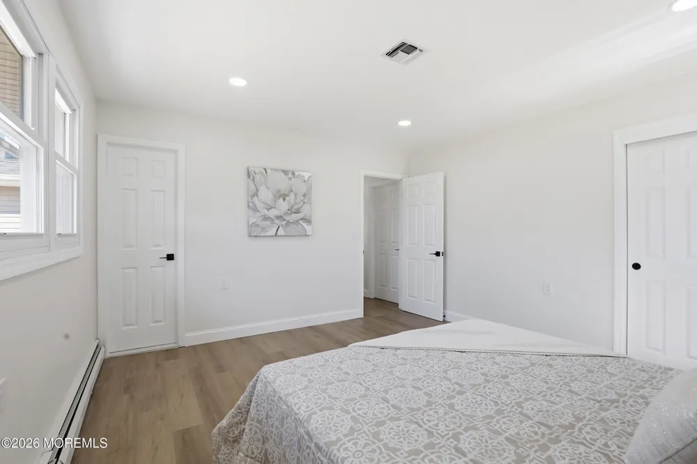 34 Barbuda Street Toms River, NJ 08757
