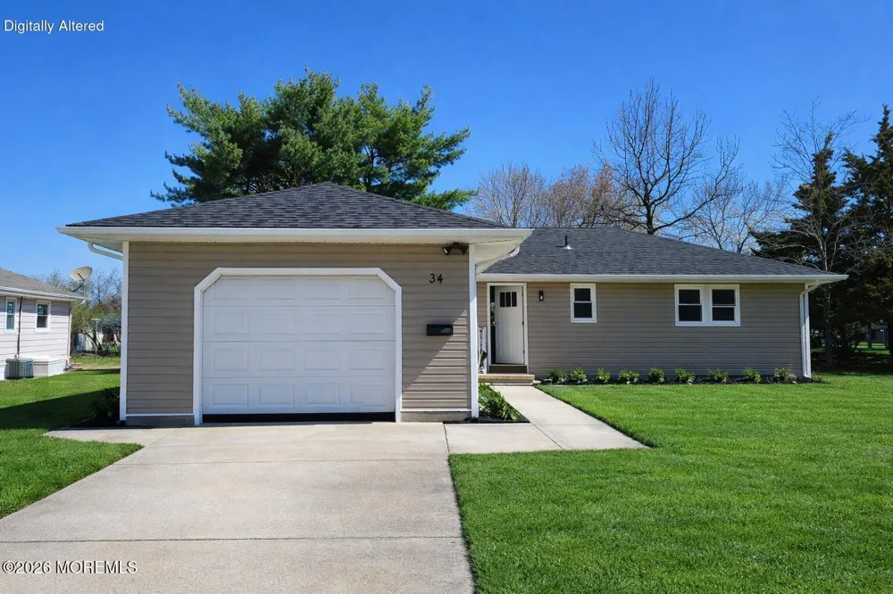 34 Barbuda Street Toms River, NJ 08757