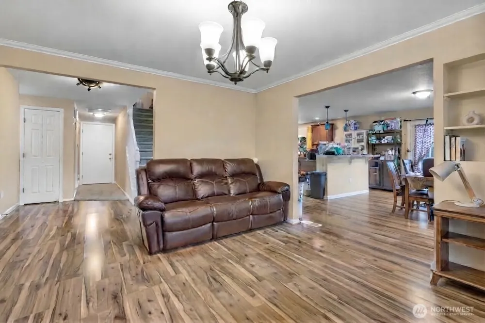 3210 Scenic Drive SE Auburn, WA 98092