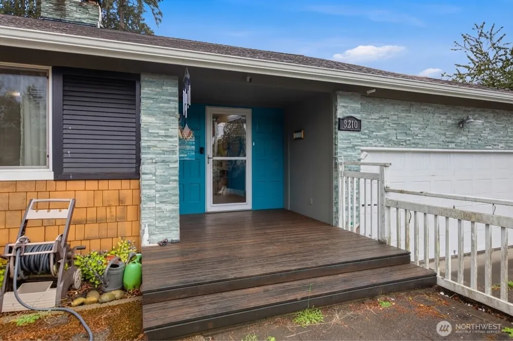 3210 Scenic Drive SE Auburn, WA 98092