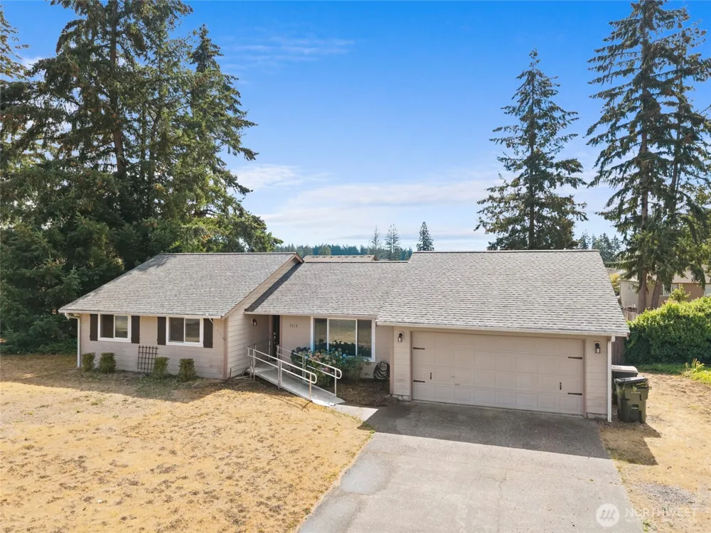 7015 Tolmie Drive NE Olympia, WA 98516