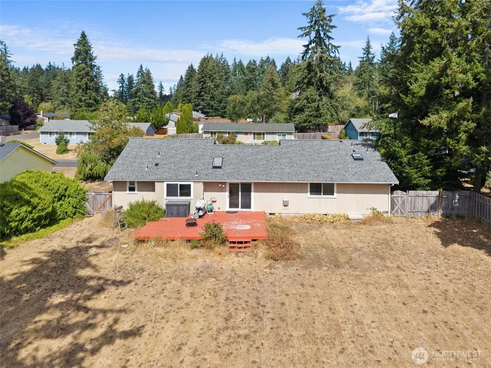 7015 Tolmie Drive NE Olympia, WA 98516