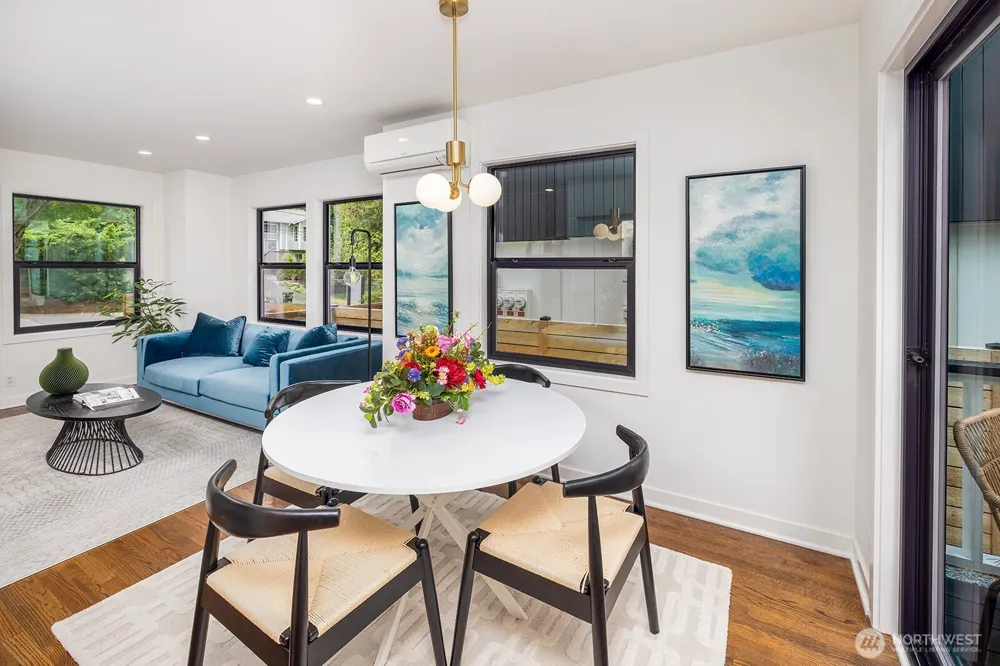12054 20th Avenue NE Seattle, WA 98125