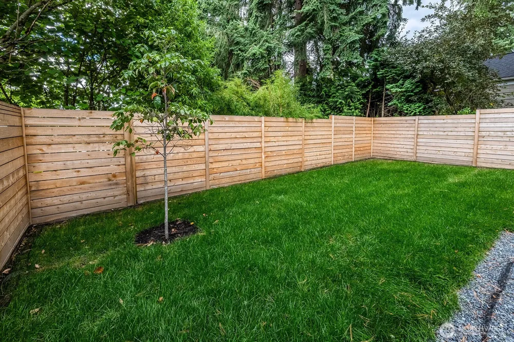 12054 20th Avenue NE Seattle, WA 98125