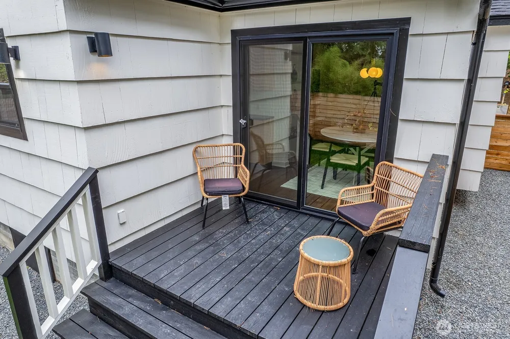 12054 20th Avenue NE Seattle, WA 98125