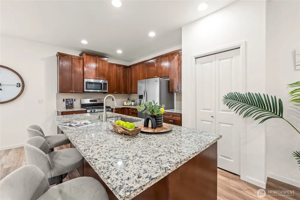 1713 98th Street SE Lake Stevens, WA 98258