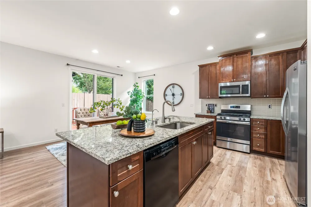 1713 98th Street SE Lake Stevens, WA 98258