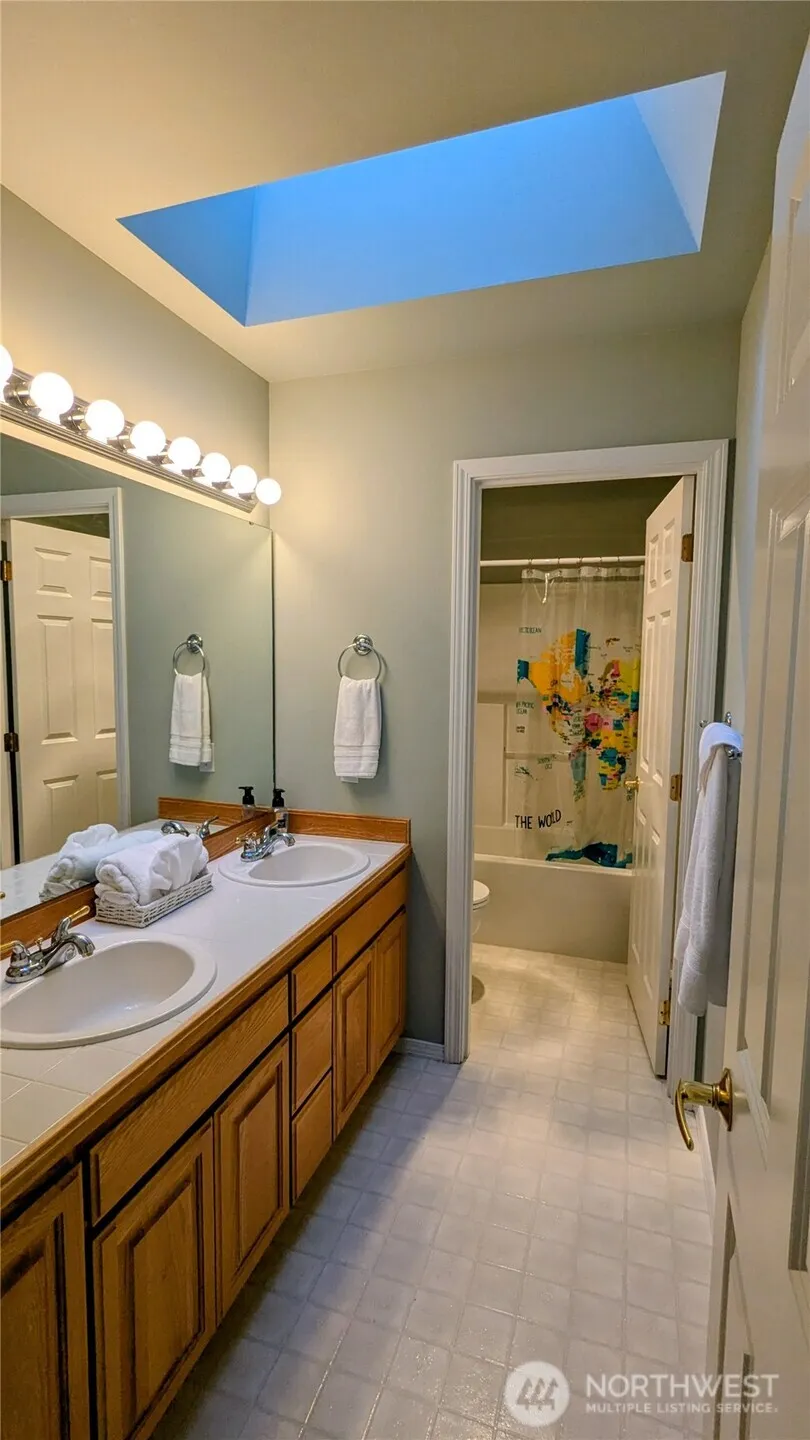 18431 12th Drive SE Bothell, WA 98012