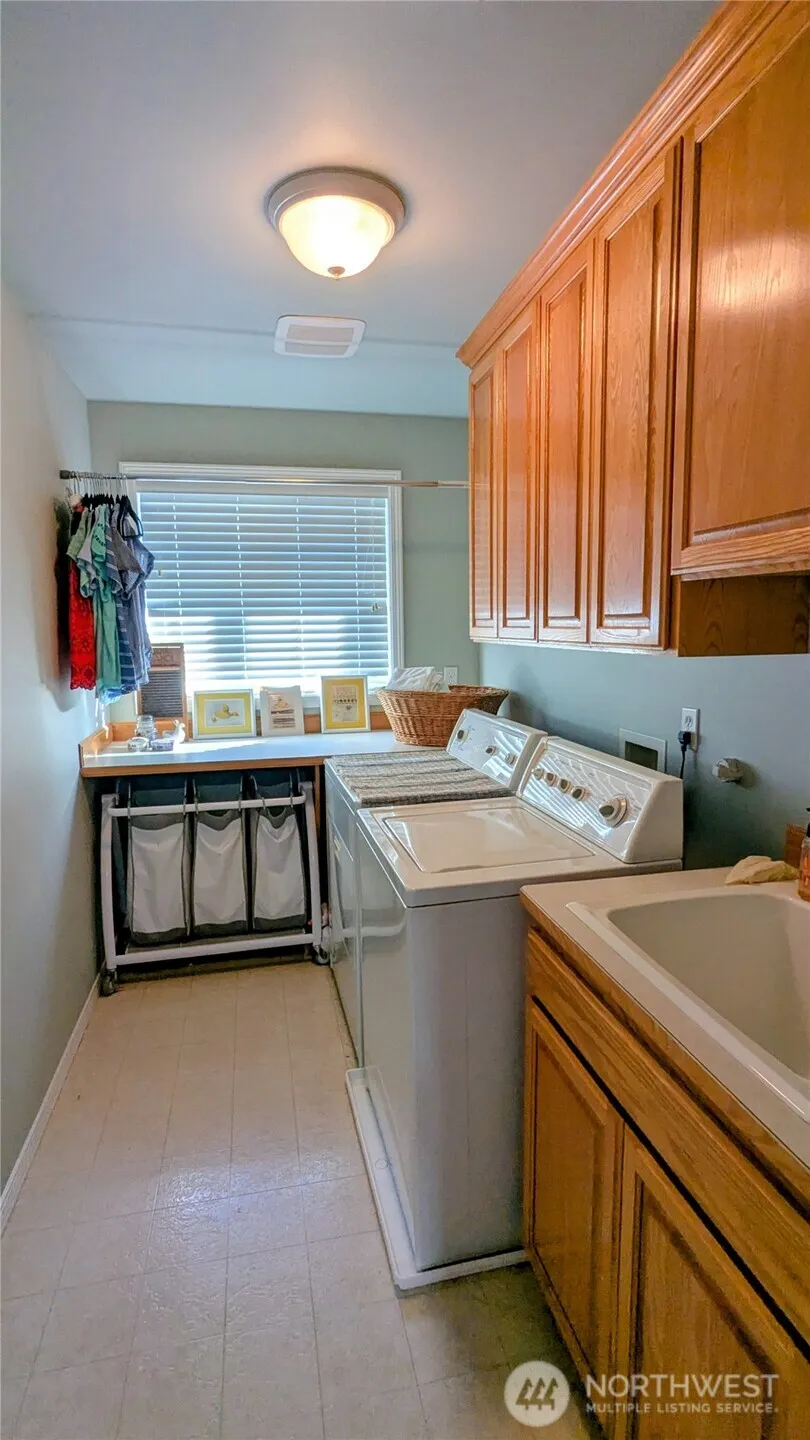 18431 12th Drive SE Bothell, WA 98012