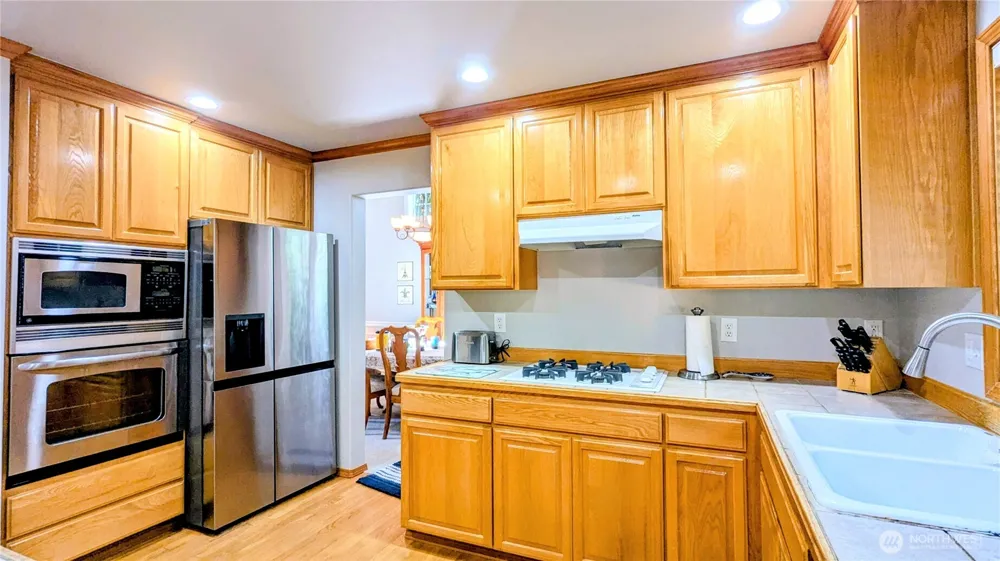 18431 12th Drive SE Bothell, WA 98012