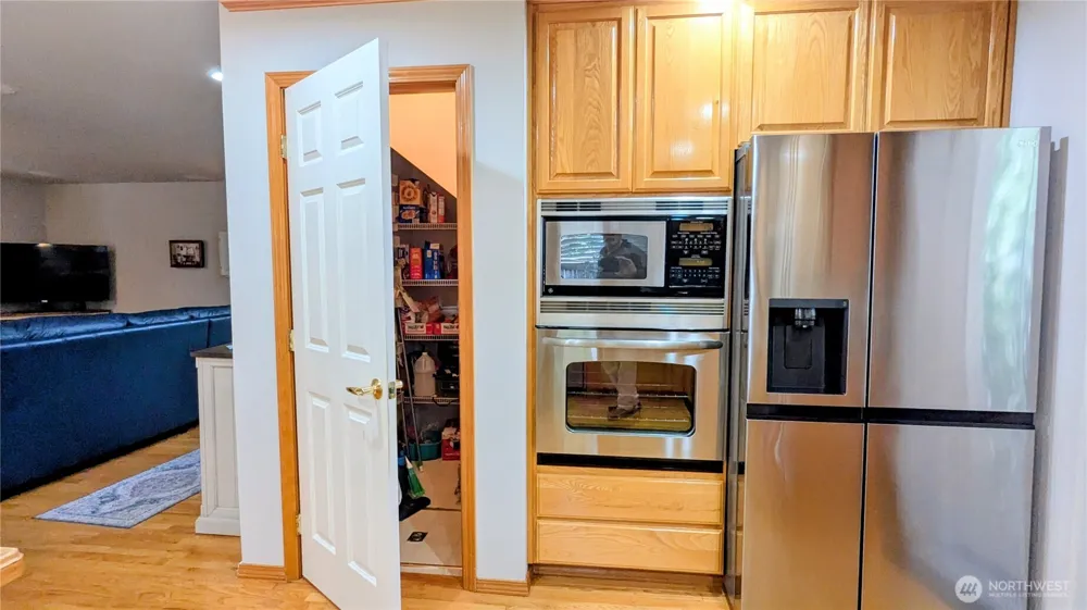 18431 12th Drive SE Bothell, WA 98012