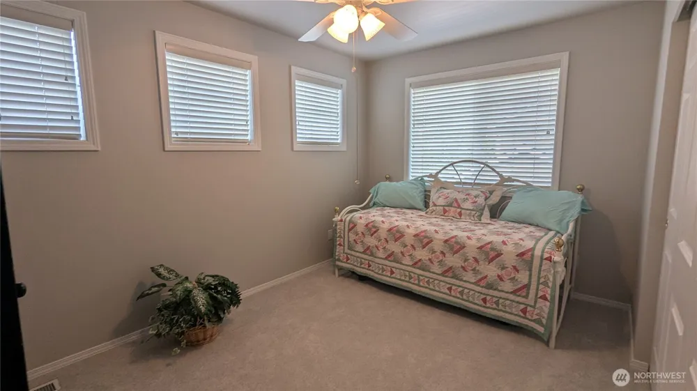 18431 12th Drive SE Bothell, WA 98012