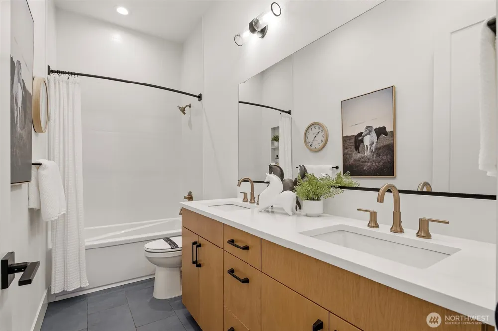 3643 101st Avenue NW #1 Gig Harbor, WA 98335