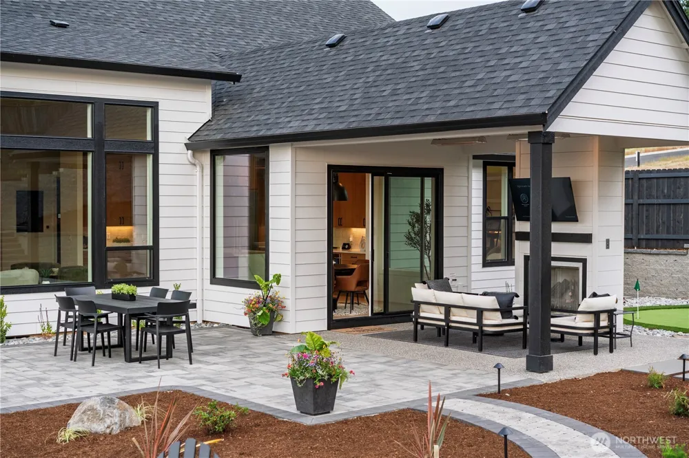 3643 101st Avenue NW #1 Gig Harbor, WA 98335