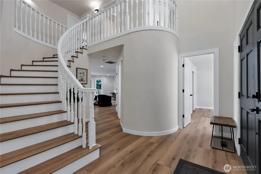 9008 Dana Drive NW Gig Harbor, WA 98332