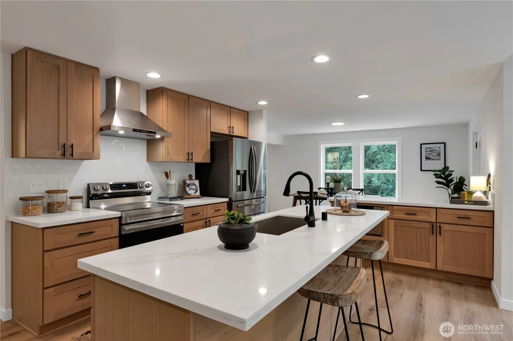 9008 Dana Drive NW Gig Harbor, WA 98332