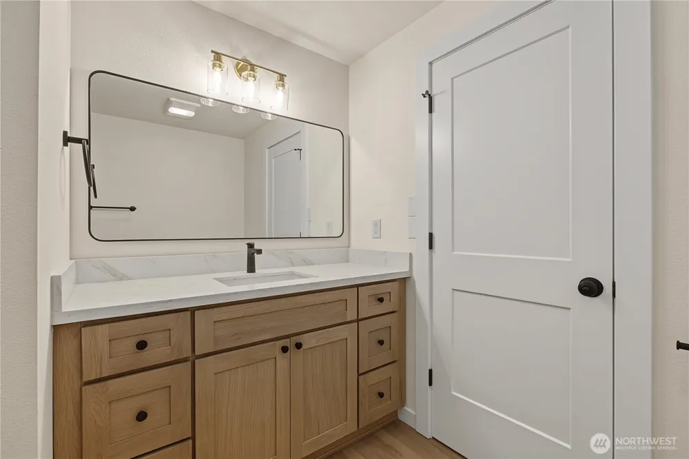 9008 Dana Drive NW Gig Harbor, WA 98332