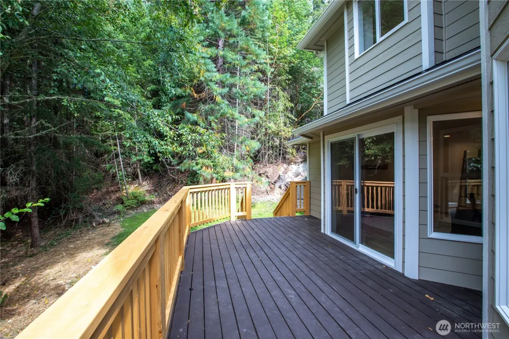 9008 Dana Drive NW Gig Harbor, WA 98332