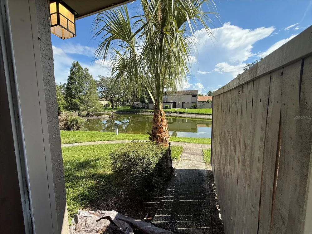 8649 LAKE ISLE DRIVE #182 Temple Terrace, FL 33637