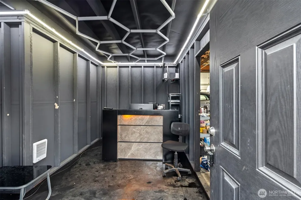 13315 Valley Avenue E Sumner, WA 98390