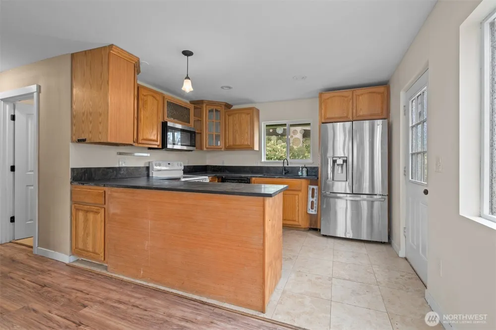 13315 Valley Avenue E Sumner, WA 98390