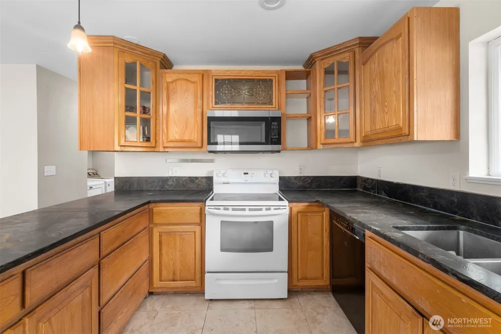 13315 Valley Avenue E Sumner, WA 98390