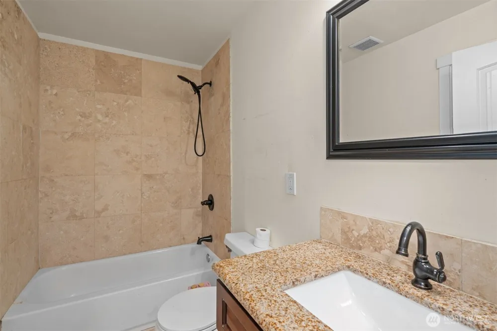 13315 Valley Avenue E Sumner, WA 98390