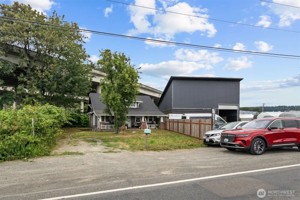 13315 Valley Avenue E Sumner, WA 98390