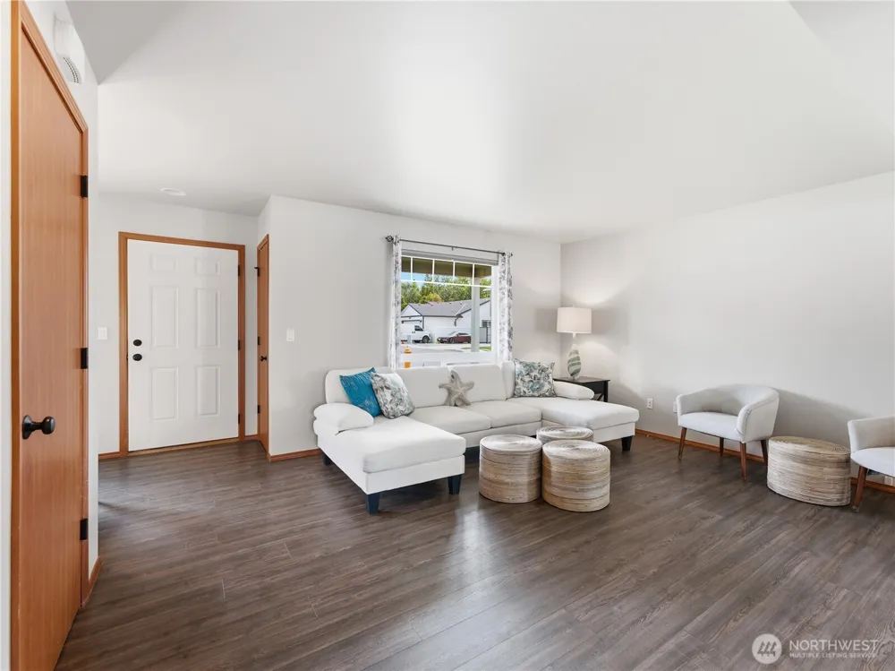123 NW Porters Court East Wenatchee, WA 98801