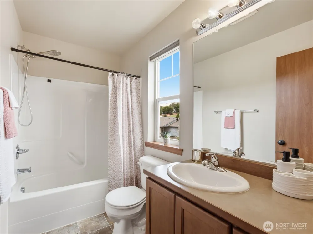 123 NW Porters Court East Wenatchee, WA 98801