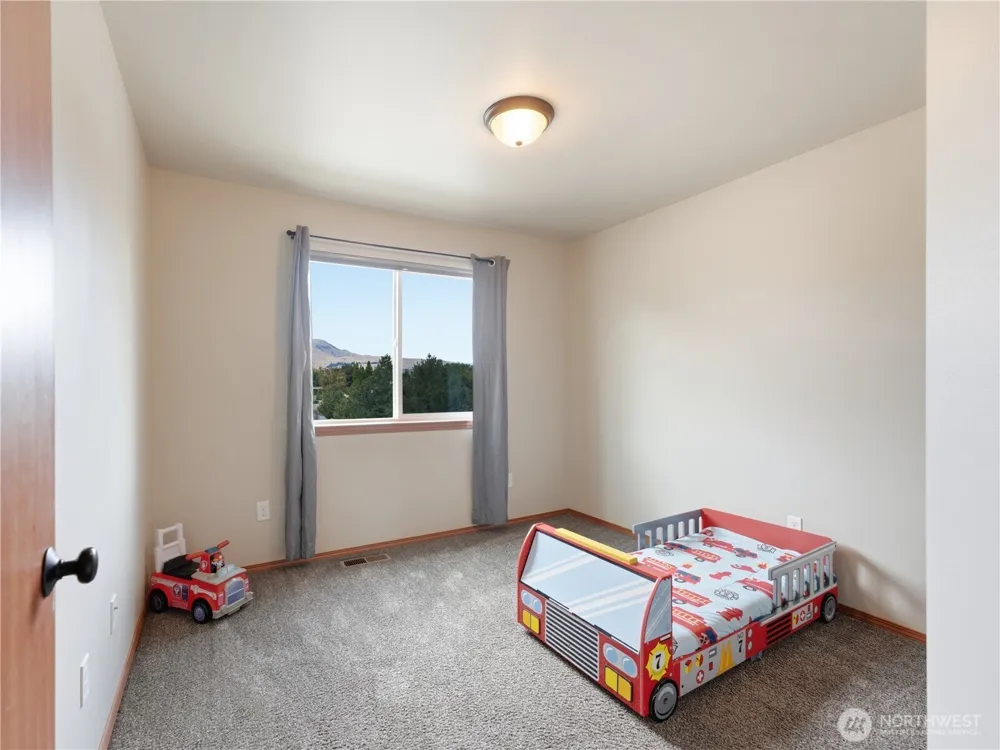 123 NW Porters Court East Wenatchee, WA 98801