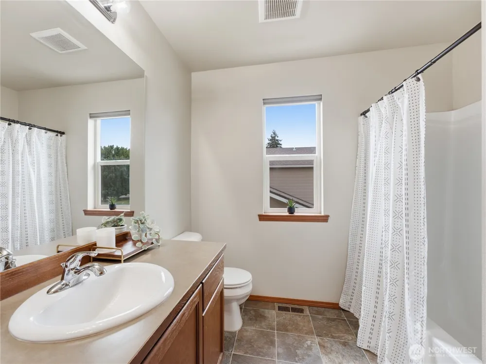 123 NW Porters Court East Wenatchee, WA 98801