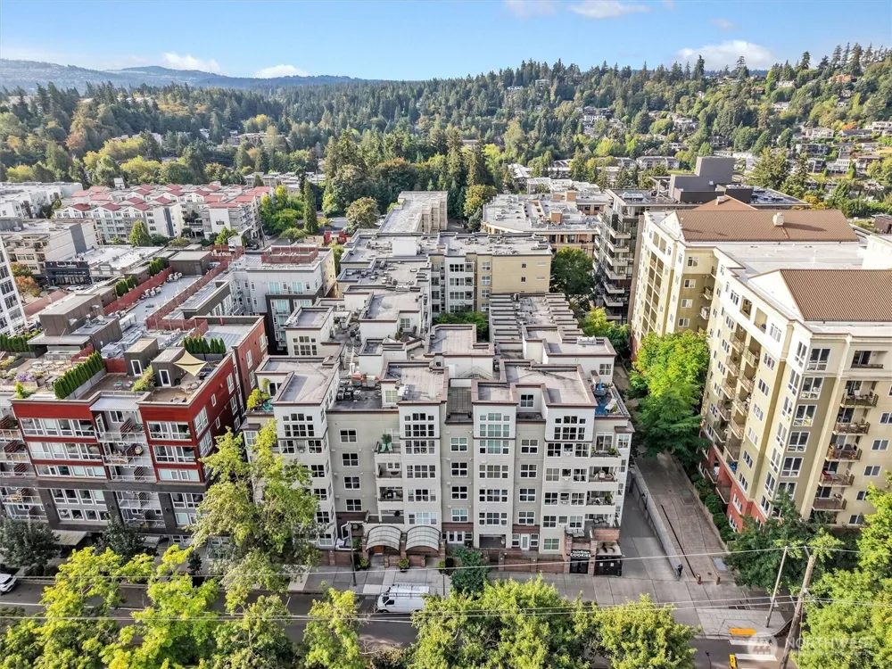 10045 NE 1st Street #124 Bellevue, WA 98004