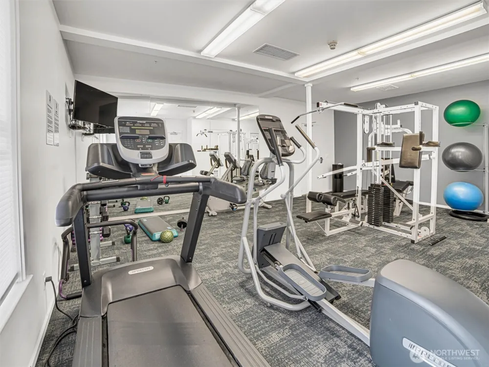 10045 NE 1st Street #124 Bellevue, WA 98004