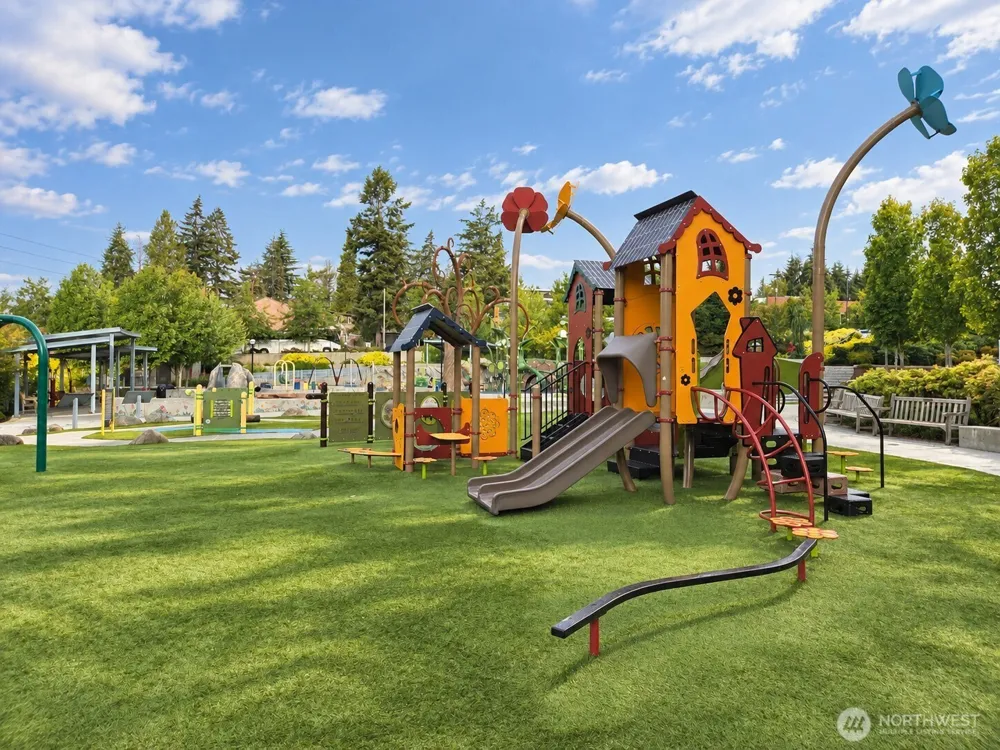 10045 NE 1st Street #124 Bellevue, WA 98004