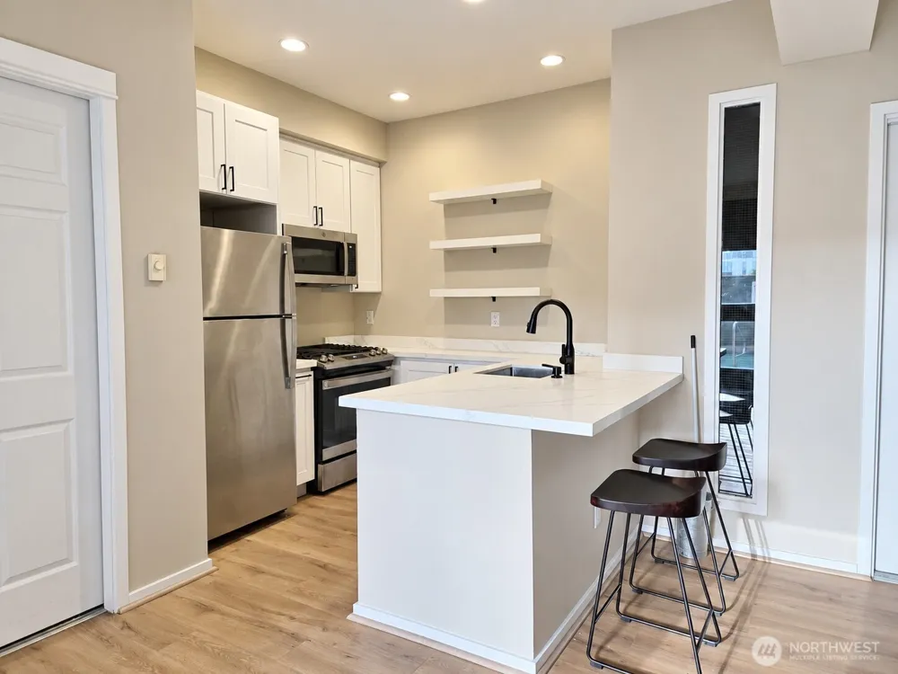 10045 NE 1st Street #124 Bellevue, WA 98004