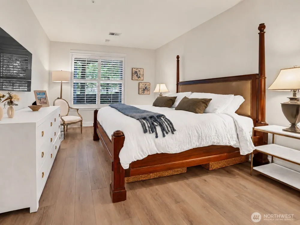 10045 NE 1st Street #124 Bellevue, WA 98004