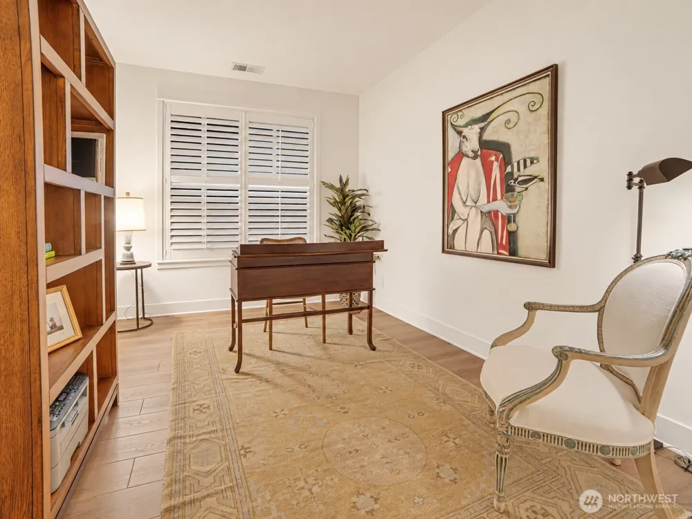 10045 NE 1st Street #124 Bellevue, WA 98004