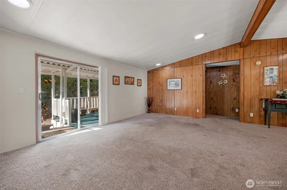 11100 92nd Street SE #2 Snohomish, WA 98290