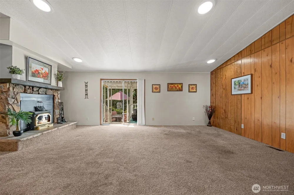 11100 92nd Street SE #2 Snohomish, WA 98290