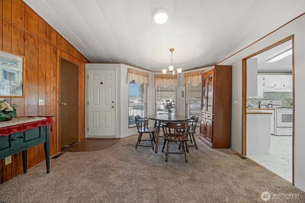 11100 92nd Street SE #2 Snohomish, WA 98290
