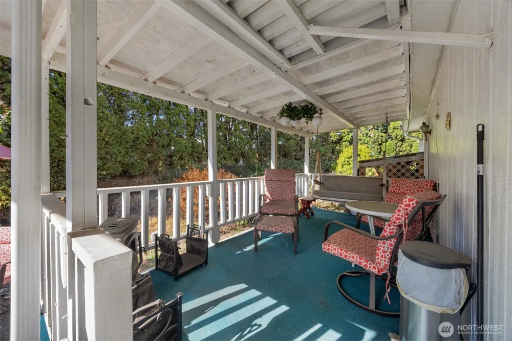 11100 92nd Street SE #2 Snohomish, WA 98290