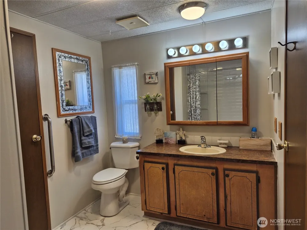 11100 92nd Street SE #2 Snohomish, WA 98290