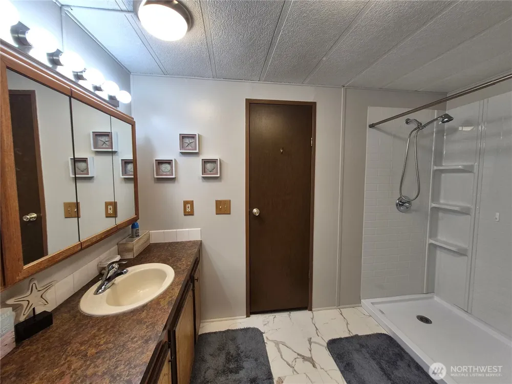 11100 92nd Street SE #2 Snohomish, WA 98290