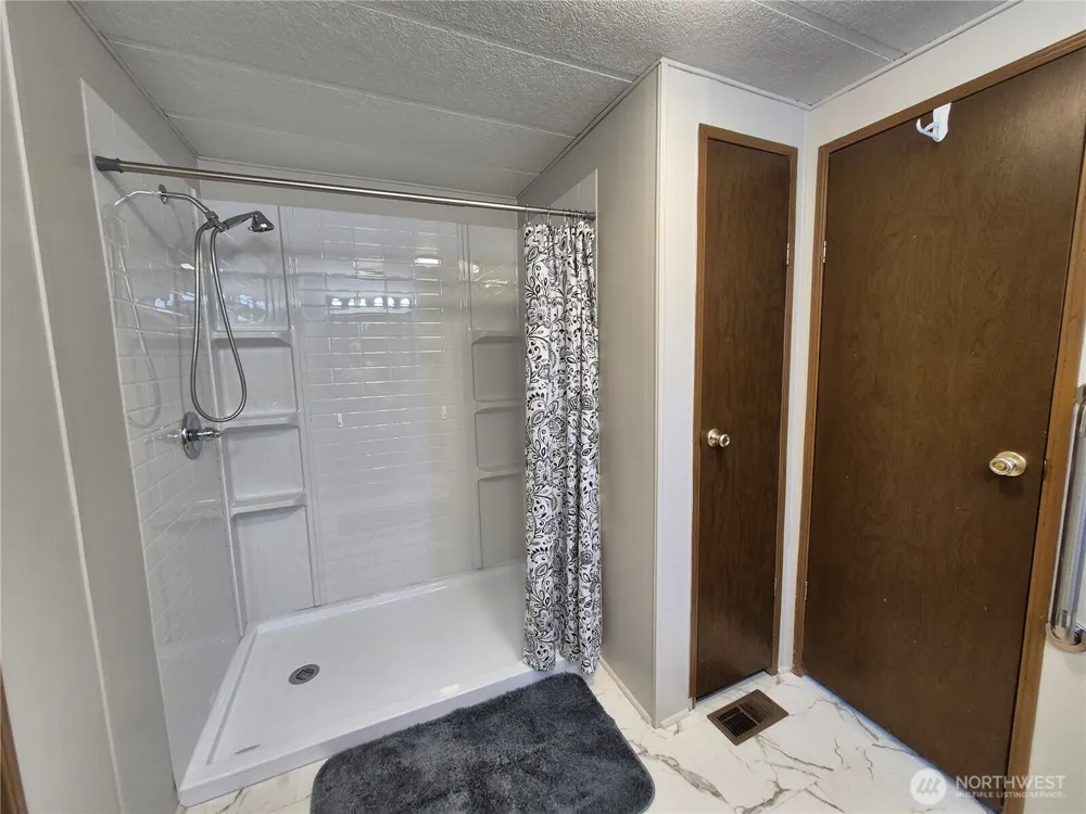 11100 92nd Street SE #2 Snohomish, WA 98290