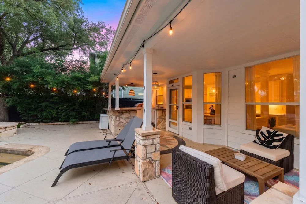 9520 Prescott Drive Austin, TX 78749