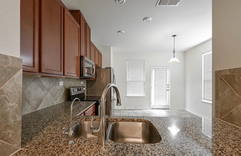 7343 Bluebonnet Bay San Antonio, TX 78218