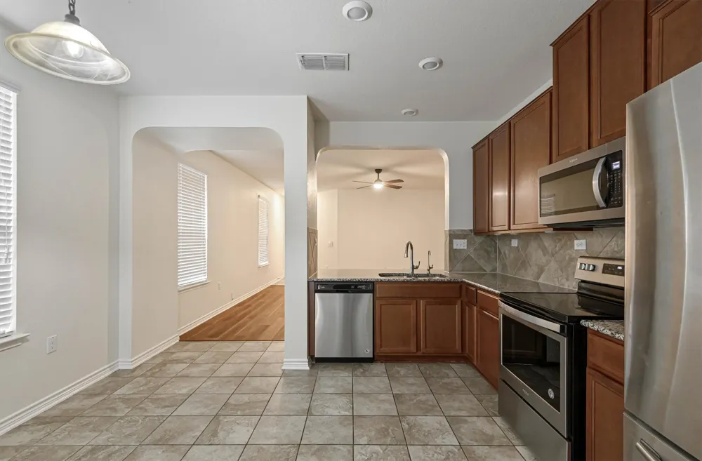 7343 Bluebonnet Bay San Antonio, TX 78218