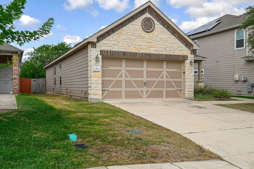 7343 Bluebonnet Bay San Antonio, TX 78218