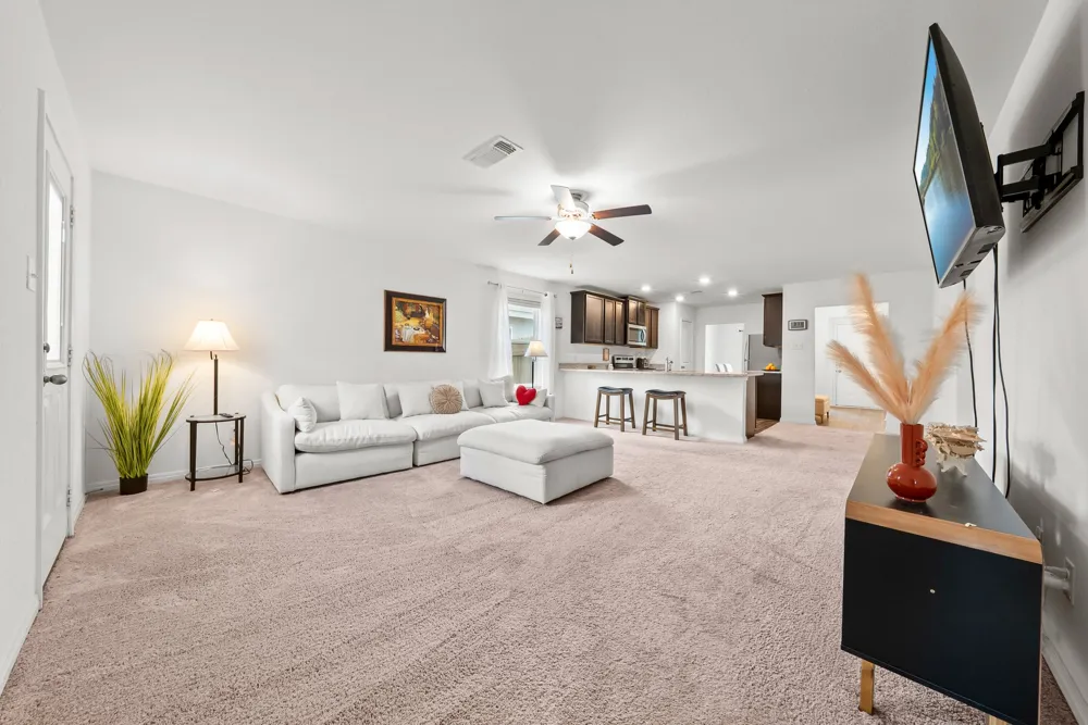 216 Wincanton Lane Jarrell, TX 76537